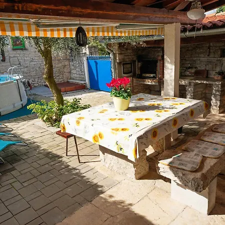 Holiday home House Mario Peresiji